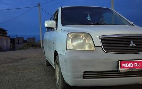 Mitsubishi Dion I рестайлинг, 2002 год, 300 000 рублей, 1 фотография