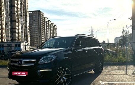 Mercedes-Benz GL-Класс, 2015 год, 3 550 000 рублей, 3 фотография