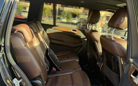 Mercedes-Benz GL-Класс, 2015 год, 3 550 000 рублей, 21 фотография