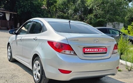 Hyundai Solaris II рестайлинг, 2013 год, 890 000 рублей, 5 фотография