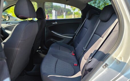 Hyundai Solaris II рестайлинг, 2013 год, 890 000 рублей, 11 фотография
