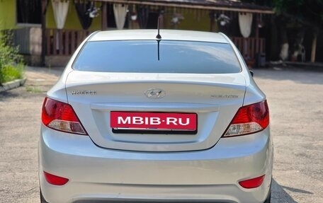 Hyundai Solaris II рестайлинг, 2013 год, 890 000 рублей, 6 фотография