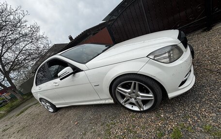 Mercedes-Benz C-Класс, 2010 год, 1 100 000 рублей, 2 фотография