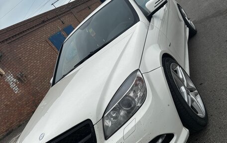 Mercedes-Benz C-Класс, 2010 год, 1 100 000 рублей, 9 фотография