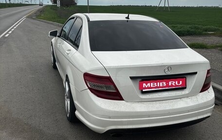 Mercedes-Benz C-Класс, 2010 год, 1 100 000 рублей, 6 фотография