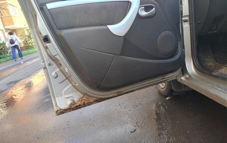 Renault Logan I, 2011 год, 370 000 рублей, 4 фотография