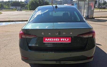 Skoda Octavia IV, 2022 год, 2 600 000 рублей, 2 фотография