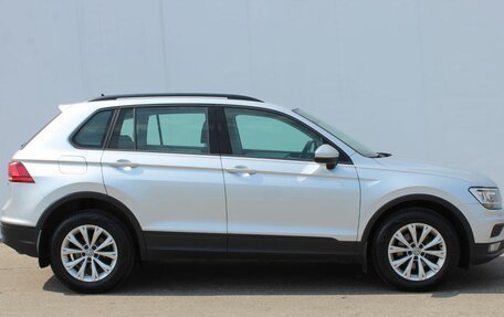 Volkswagen Tiguan II, 2019 год, 2 680 000 рублей, 8 фотография