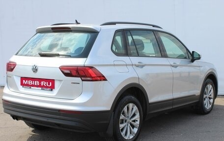 Volkswagen Tiguan II, 2019 год, 2 680 000 рублей, 7 фотография