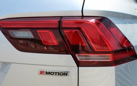 Volkswagen Tiguan II, 2019 год, 2 680 000 рублей, 18 фотография