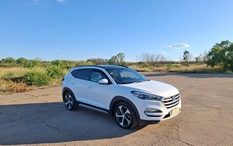 Hyundai Tucson III, 2017 год, 1 900 000 рублей, 2 фотография