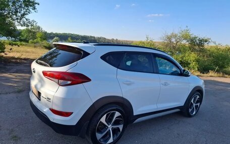 Hyundai Tucson III, 2017 год, 1 900 000 рублей, 5 фотография