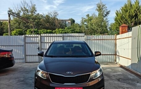 KIA Rio III рестайлинг, 2016 год, 1 095 000 рублей, 2 фотография