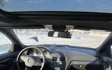 Mercedes-Benz C-Класс, 2010 год, 1 800 000 рублей, 2 фотография