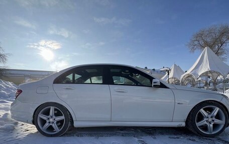 Mercedes-Benz C-Класс, 2010 год, 1 800 000 рублей, 5 фотография