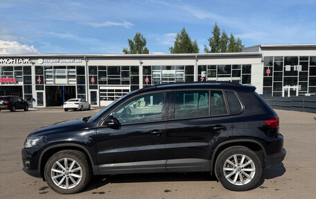 Volkswagen Tiguan I, 2016 год, 1 800 000 рублей, 2 фотография
