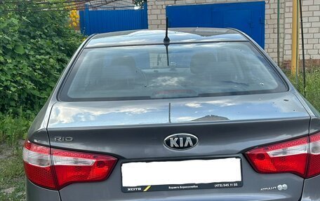 KIA Rio III рестайлинг, 2013 год, 900 000 рублей, 10 фотография