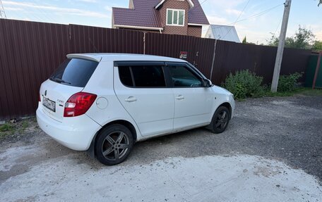 Skoda Fabia II, 2011 год, 430 000 рублей, 4 фотография
