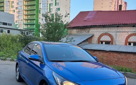 Hyundai Solaris II рестайлинг, 2017 год, 1 370 000 рублей, 5 фотография