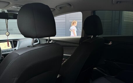 Hyundai Solaris II рестайлинг, 2017 год, 1 370 000 рублей, 11 фотография