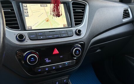 Hyundai Solaris II рестайлинг, 2017 год, 1 370 000 рублей, 18 фотография