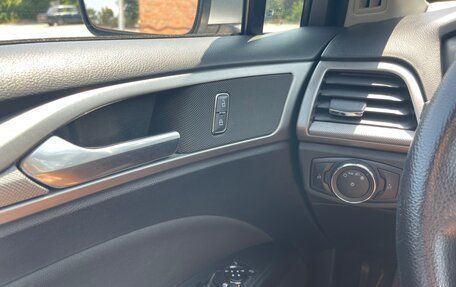 Ford Fusion (North America) II, 2019 год, 1 450 000 рублей, 11 фотография