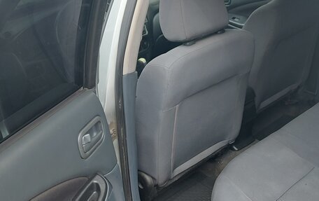 Nissan Almera, 2004 год, 250 000 рублей, 13 фотография