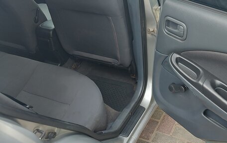 Nissan Almera, 2004 год, 250 000 рублей, 15 фотография