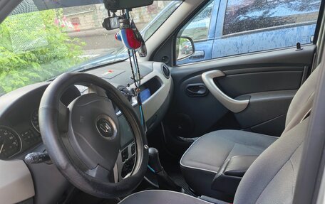 Renault Logan I, 2012 год, 565 000 рублей, 1 фотография
