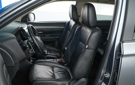 Mitsubishi Outlander III рестайлинг 3, 2012 год, 1 097 055 рублей, 10 фотография