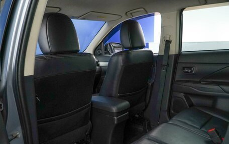 Mitsubishi Outlander III рестайлинг 3, 2012 год, 1 097 055 рублей, 11 фотография