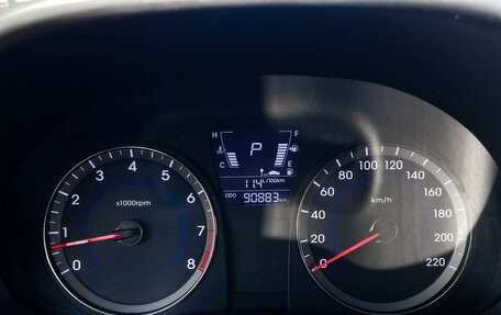 Hyundai Solaris II рестайлинг, 2013 год, 859 000 рублей, 13 фотография