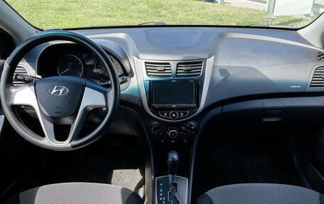 Hyundai Solaris II рестайлинг, 2013 год, 859 000 рублей, 14 фотография