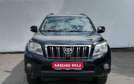 Toyota Land Cruiser Prado 150 рестайлинг 2, 2010 год, 2 630 000 рублей, 2 фотография