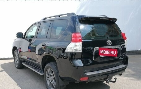Toyota Land Cruiser Prado 150 рестайлинг 2, 2010 год, 2 630 000 рублей, 7 фотография