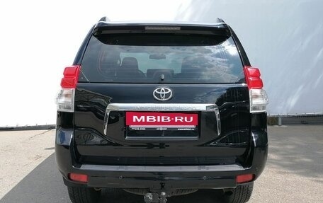 Toyota Land Cruiser Prado 150 рестайлинг 2, 2010 год, 2 630 000 рублей, 6 фотография