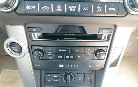 Toyota Land Cruiser Prado 150 рестайлинг 2, 2010 год, 2 630 000 рублей, 17 фотография