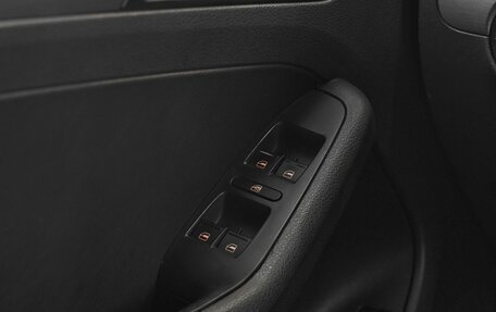 Volkswagen Jetta VI, 2014 год, 899 000 рублей, 13 фотография