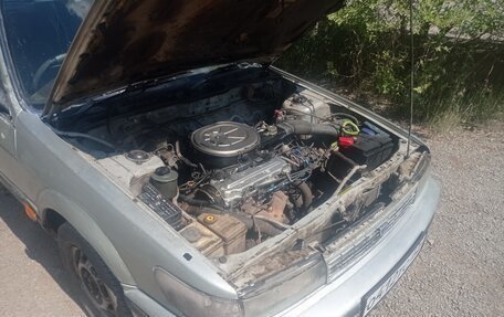 Nissan Bluebird IX, 1989 год, 125 000 рублей, 9 фотография