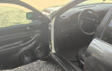 Audi A4, 1997 год, 390 000 рублей, 5 фотография