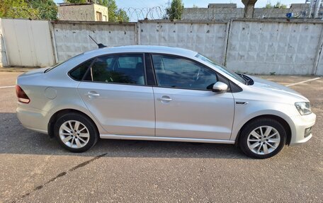 Volkswagen Polo VI (EU Market), 2019 год, 1 300 000 рублей, 2 фотография