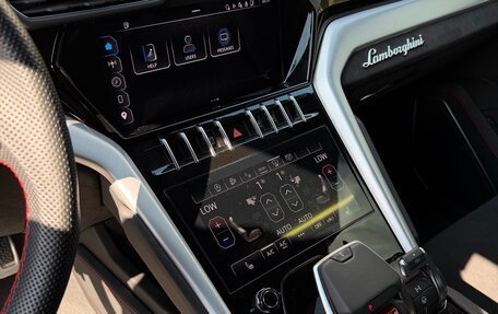 Lamborghini Urus I, 2023 год, 30 900 000 рублей, 22 фотография