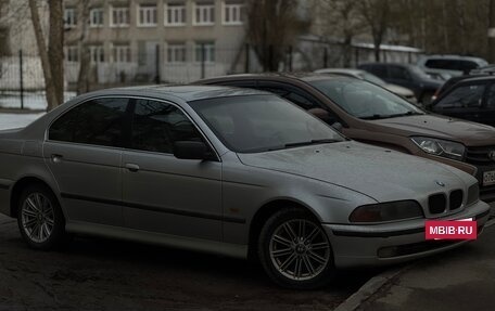 BMW 5 серия, 1997 год, 850 000 рублей, 3 фотография