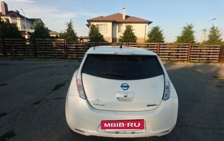 Nissan Leaf I, 2013 год, 1 100 000 рублей, 2 фотография