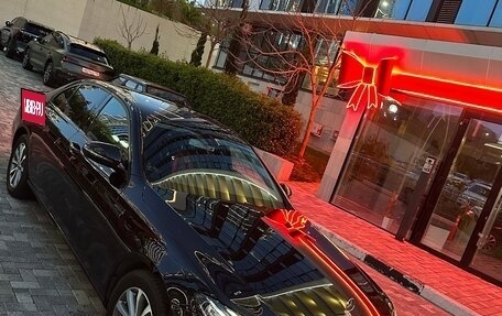 Mercedes-Benz E-Класс, 2020 год, 2 450 000 рублей, 28 фотография