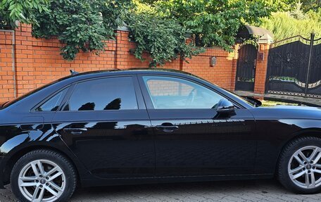 Audi A4, 2019 год, 1 990 000 рублей, 7 фотография