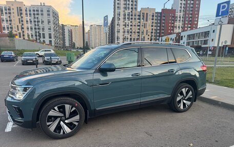 Volkswagen Teramont I, 2024 год, 4 730 000 рублей, 2 фотография