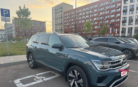 Volkswagen Teramont I, 2024 год, 4 730 000 рублей, 3 фотография
