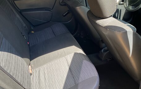 Renault Logan I, 2011 год, 390 000 рублей, 13 фотография