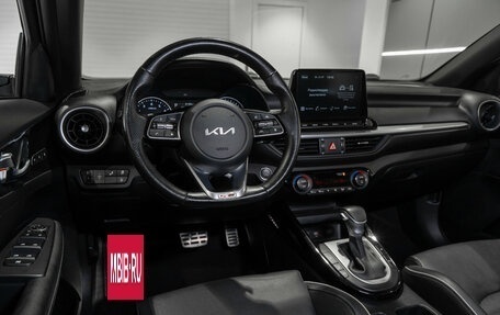 KIA Cerato IV, 2022 год, 2 295 000 рублей, 7 фотография